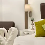فندق مبيت وإفطار Blueeyes